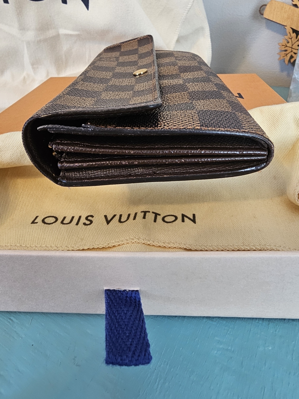 Louis Vuitton Sarah Damier Check Wallet - Picture 8 of 9
